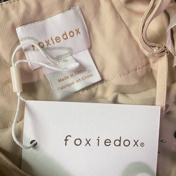 Foxiedox Tabitha Lace Maxi Dress Small - Picture 6 of 6